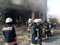 Pécsi gyakorlat az önkéntes tűzoltó egyesületeknek