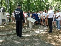 Koszorúzás a tűzoltó verseny után